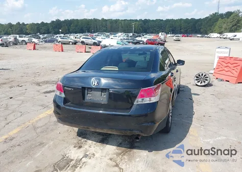 2008 Honda Accord 2.4 Lx z USA, uszkodzony, nr VIN 1HGCP26348A102575